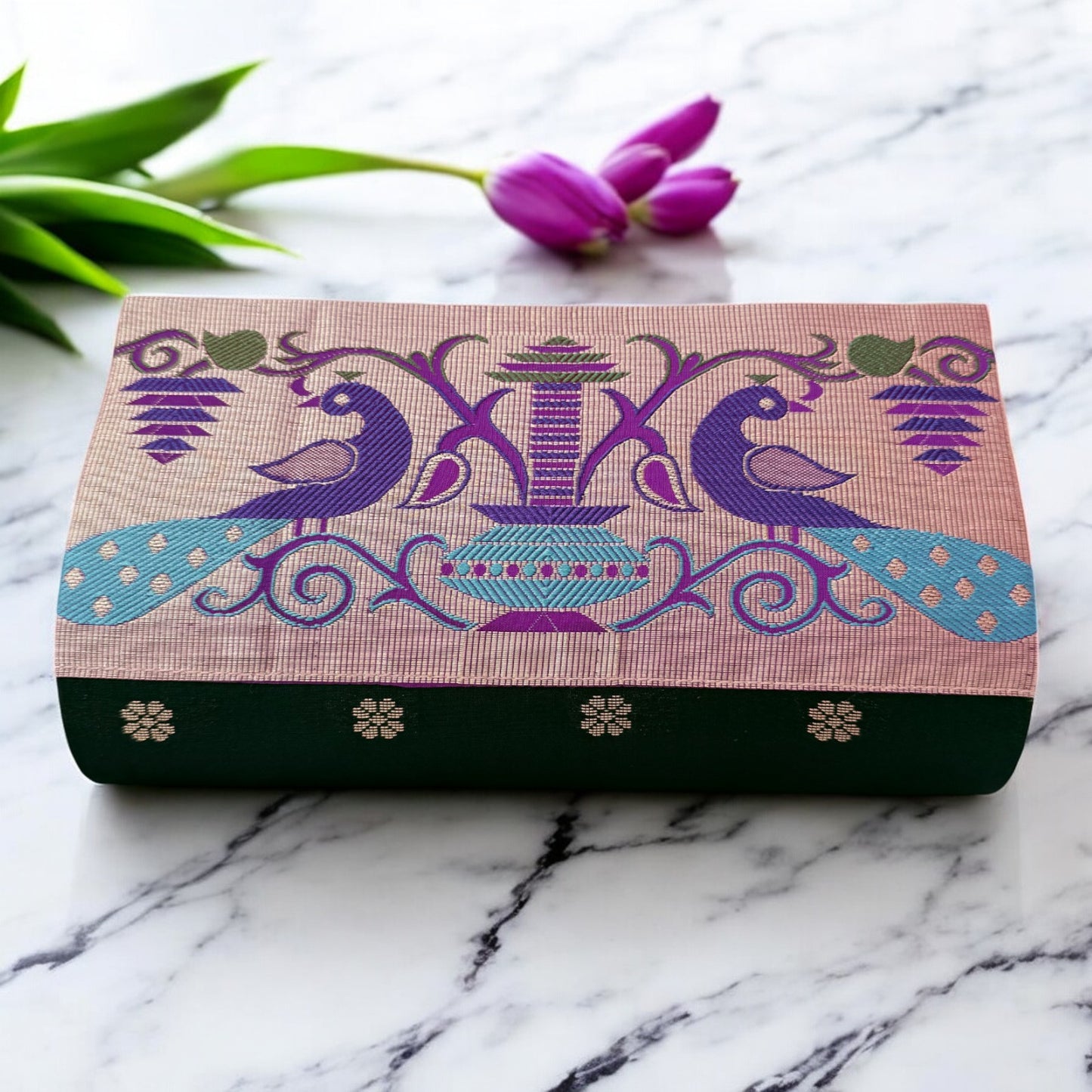 NAINA - Medium Clutch