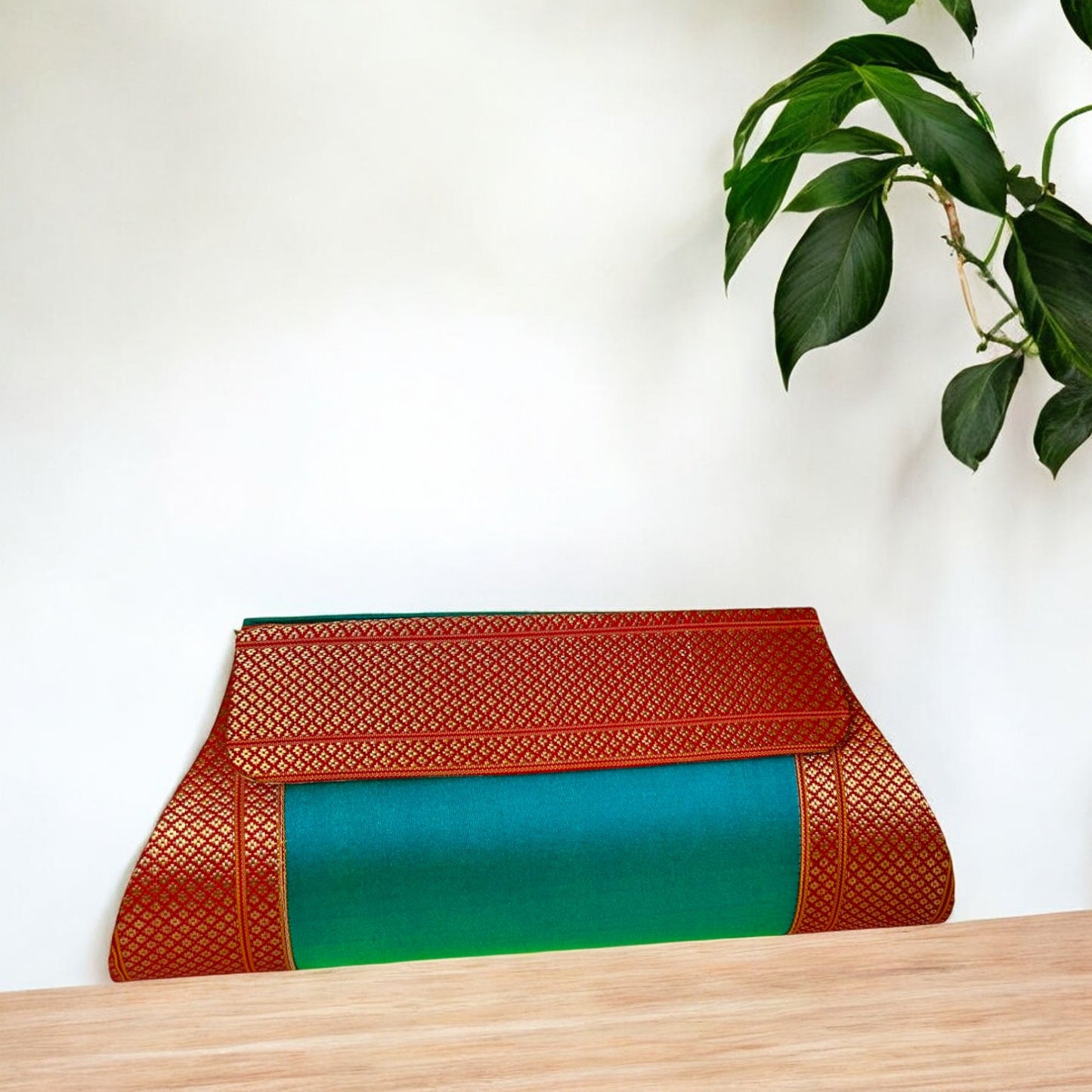 QALA - Clutch Purse